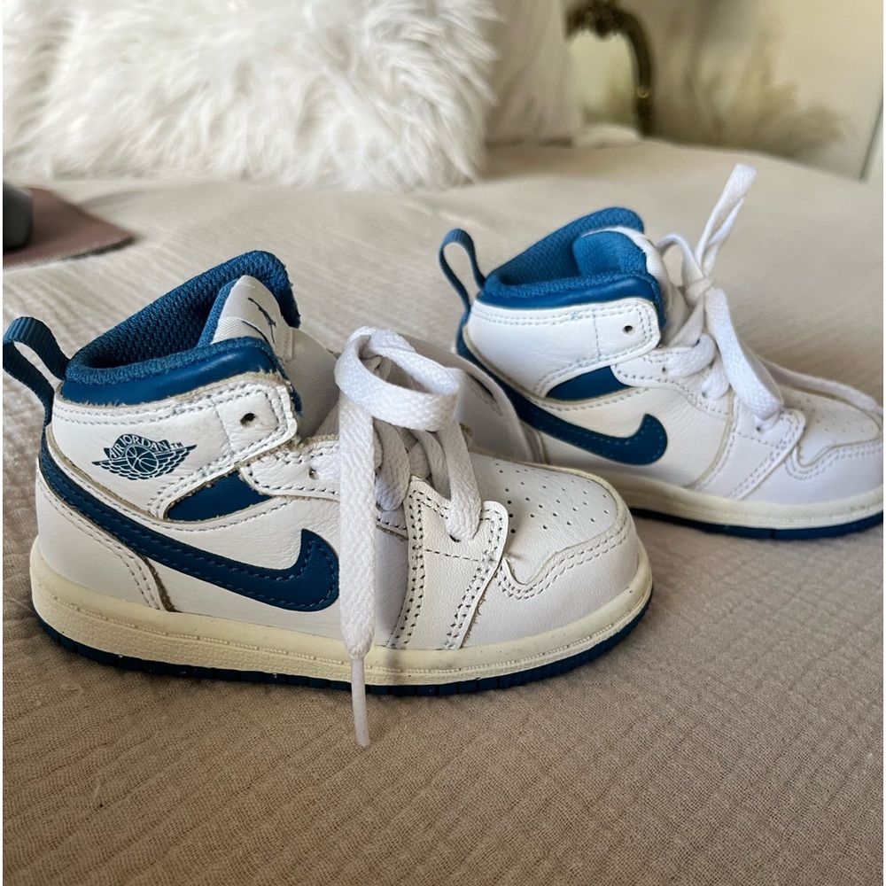 Toddler Nike Air Jordan 1 Mid SE "Industrial Blue" size 6c